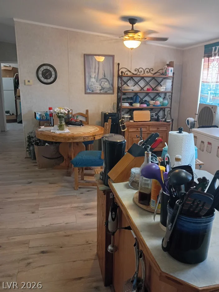 6440 Park Retiro, Pahrump, NV 89060