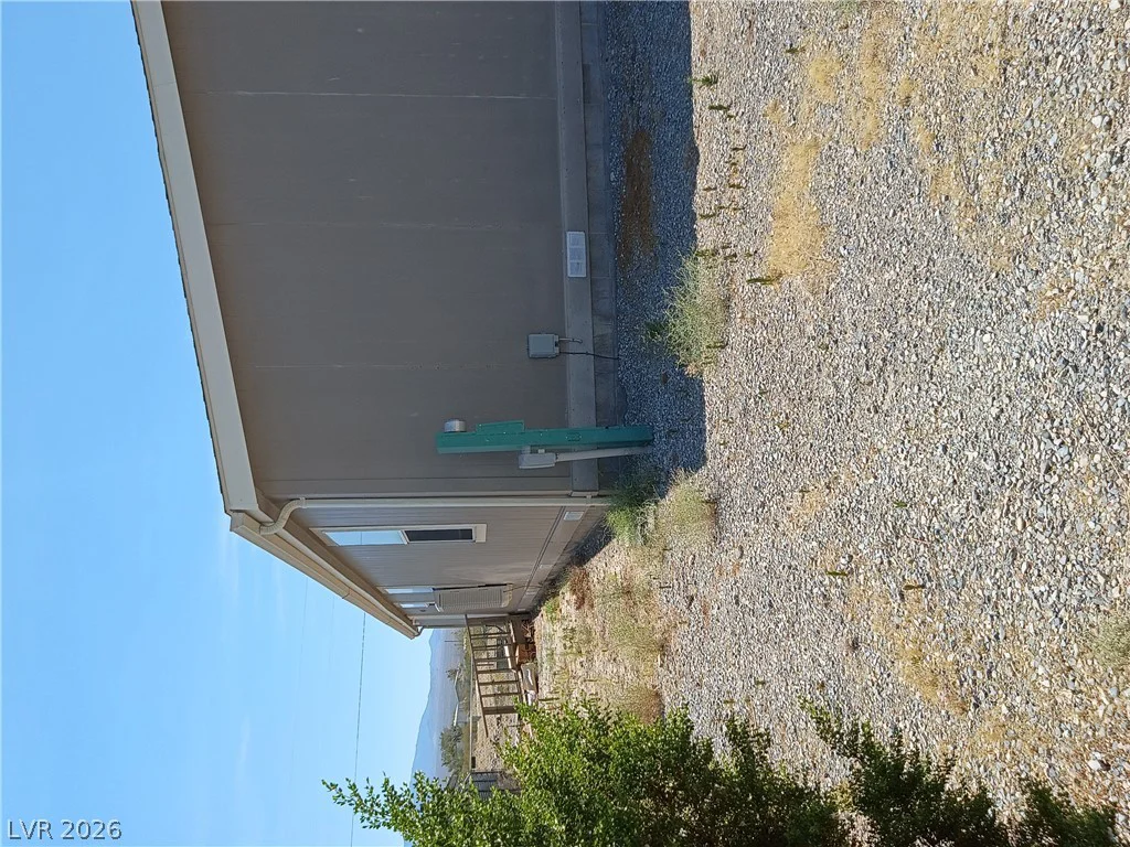 6440 Park Retiro, Pahrump, NV 89060