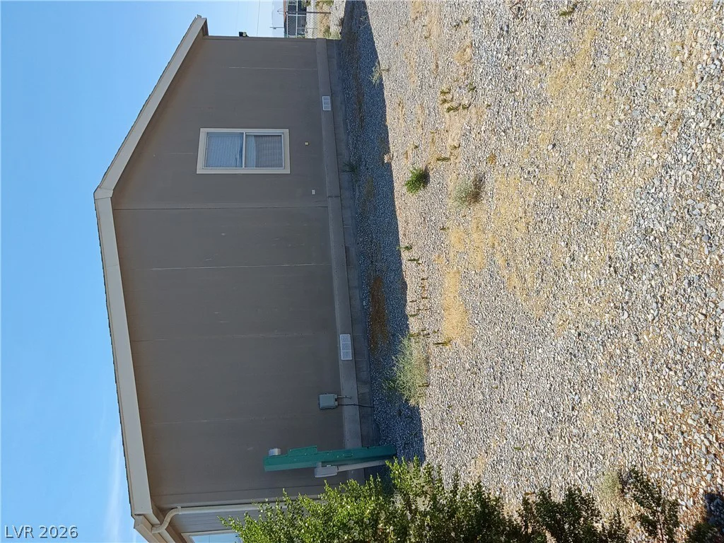 6440 Park Retiro, Pahrump, NV 89060
