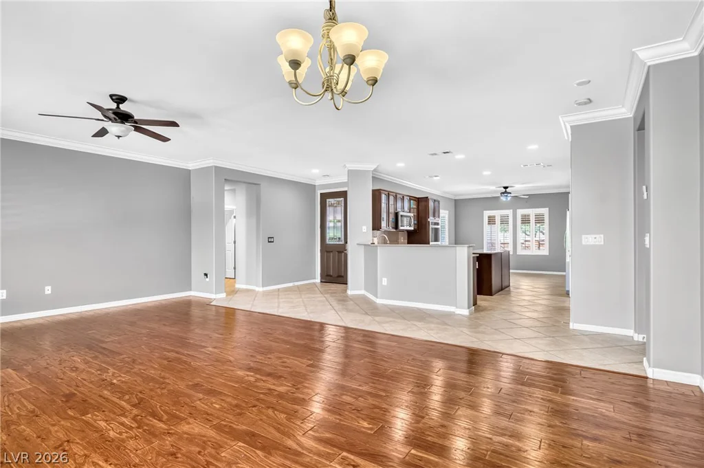 2302 Valley Cottage, Henderson, NV 89052