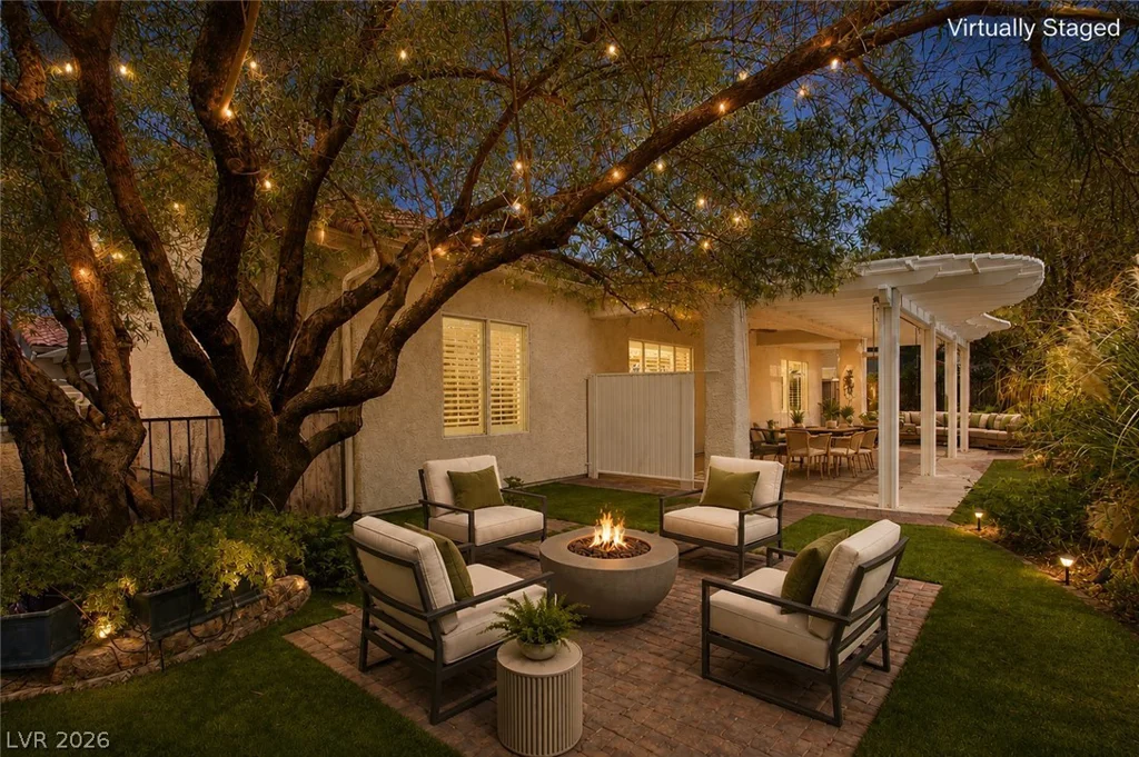 2302 Valley Cottage, Henderson, NV 89052