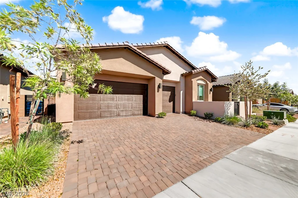 109 Agnew, Las Vegas, NV 89138