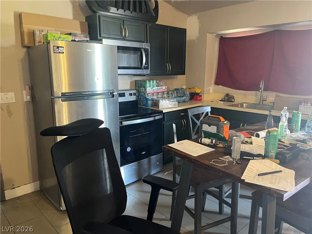 6265 Russell, Las Vegas, NV 89118