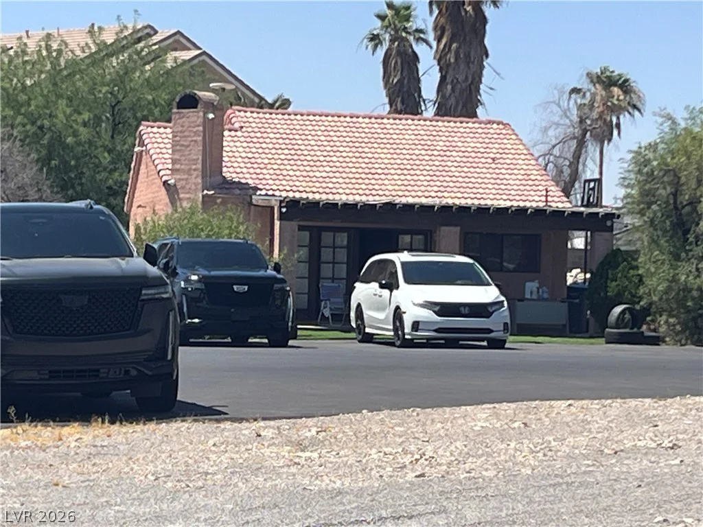 6265 Russell, Las Vegas, NV 89118