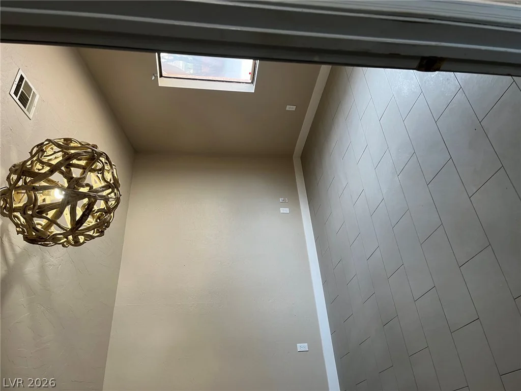 6265 Russell, Las Vegas, NV 89118