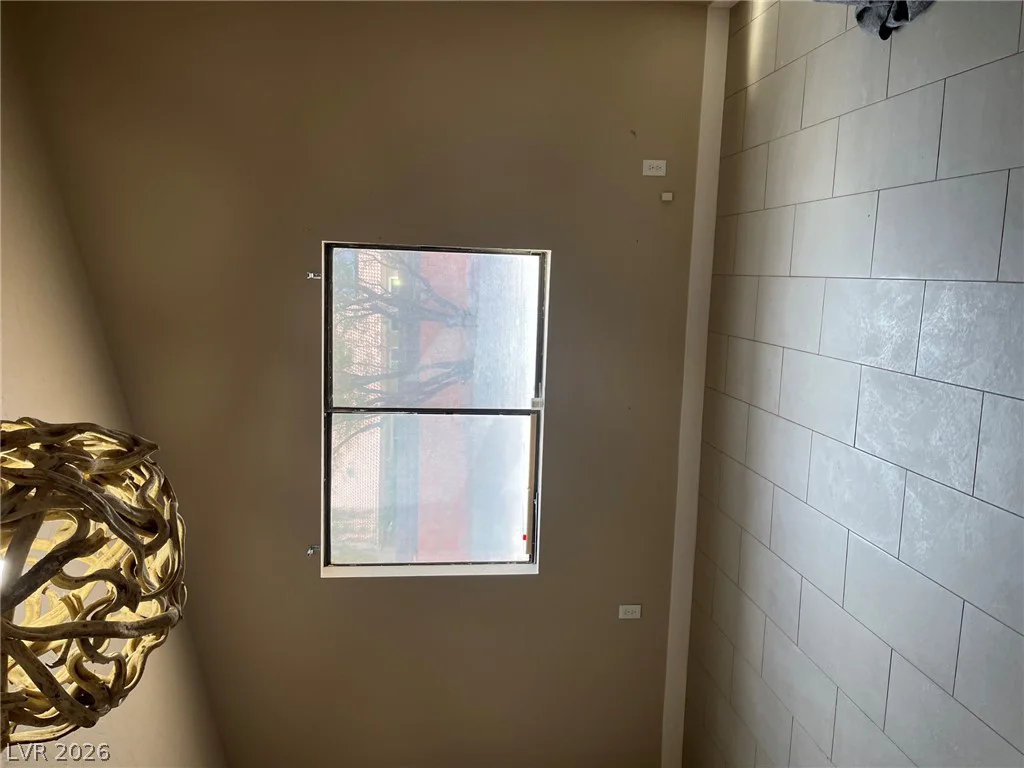6265 Russell, Las Vegas, NV 89118