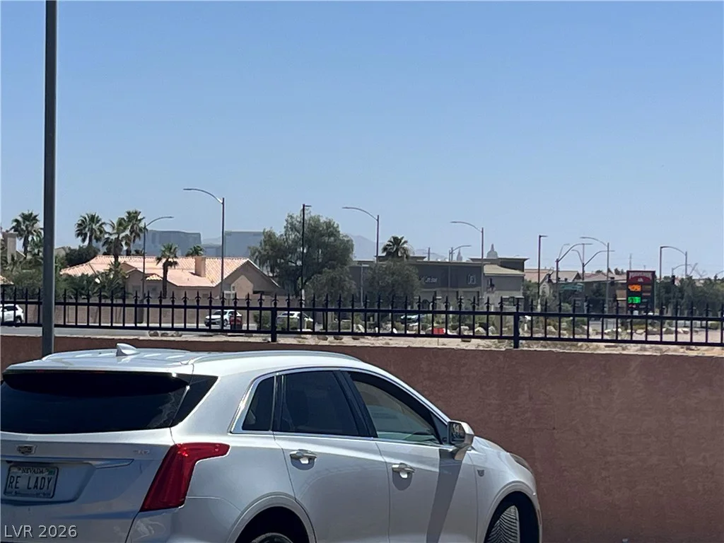 6265 Russell, Las Vegas, NV 89118