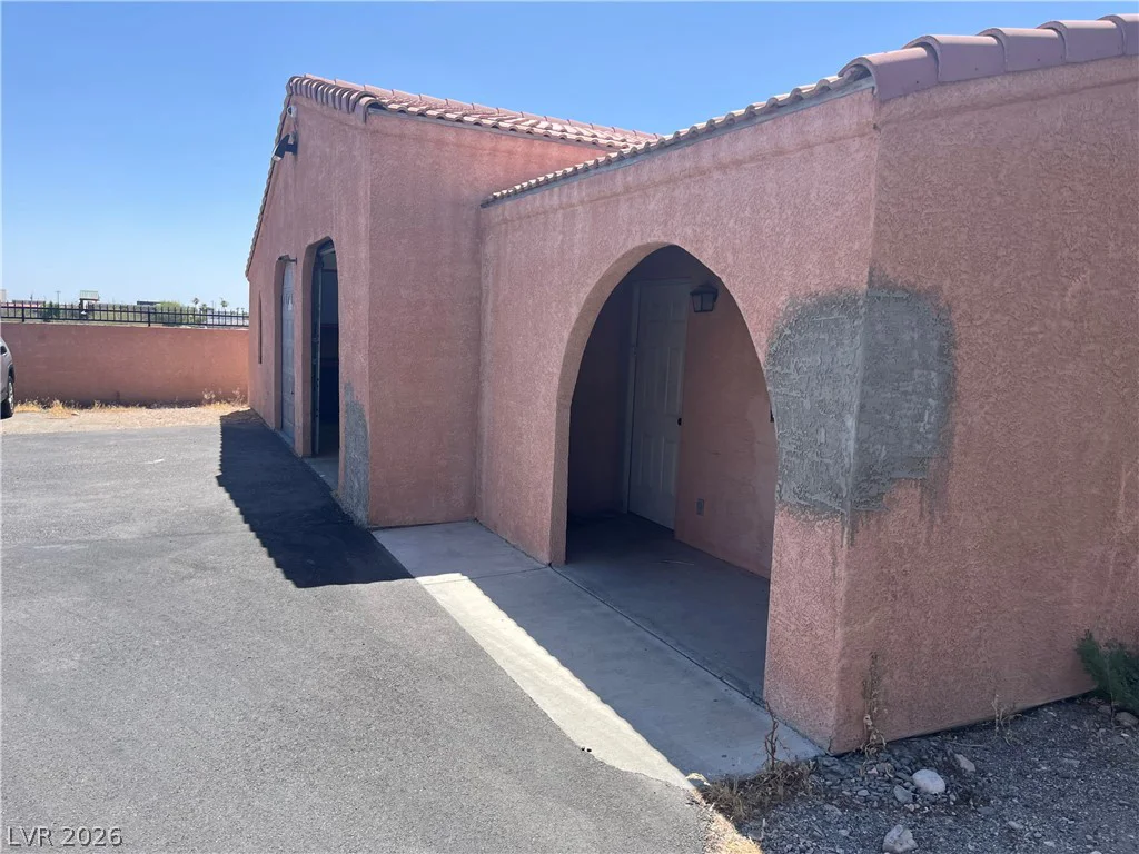 6265 Russell, Las Vegas, NV 89118