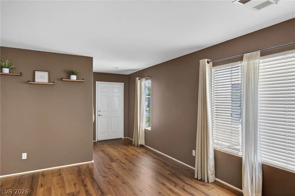 6070 STONE HOLLOW, Las Vegas, NV 89156