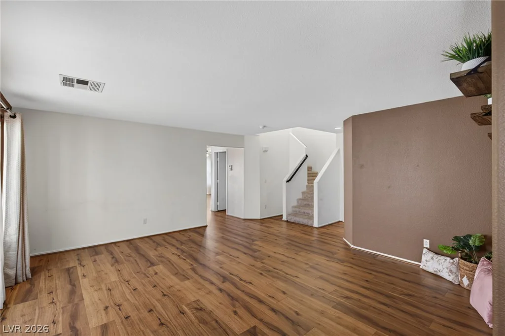6070 STONE HOLLOW, Las Vegas, NV 89156