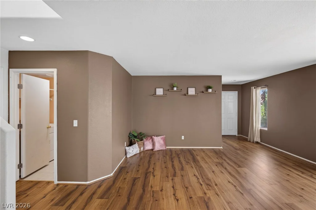 6070 STONE HOLLOW, Las Vegas, NV 89156