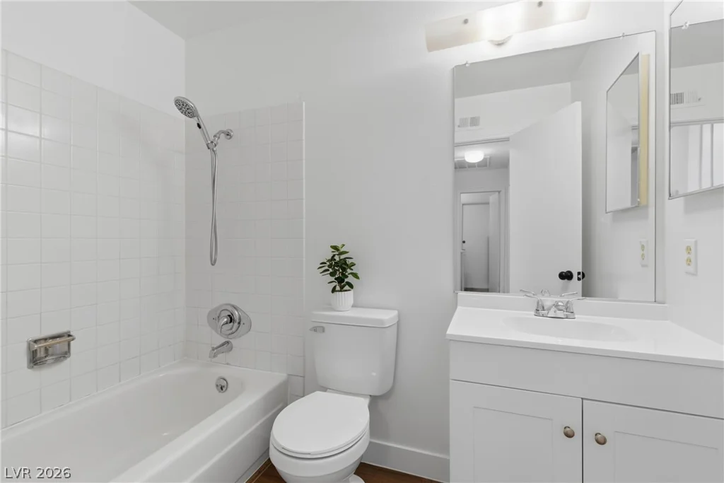 2599 Pacific, Las Vegas, NV 89121