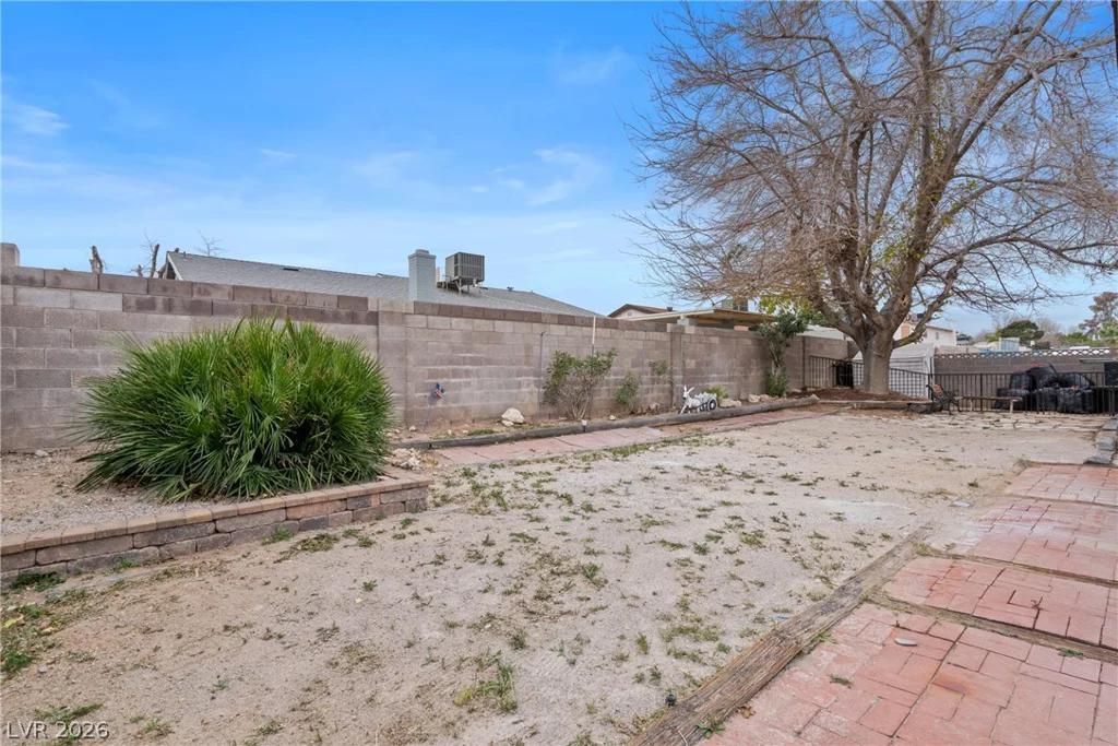 2599 Pacific, Las Vegas, NV 89121