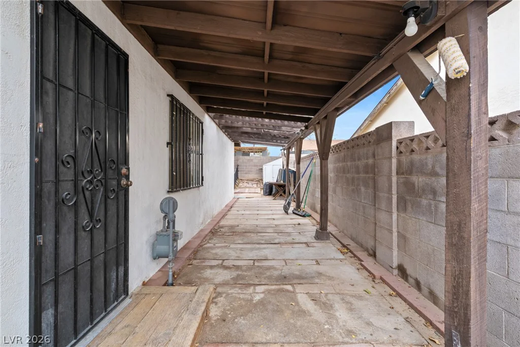 2599 Pacific, Las Vegas, NV 89121