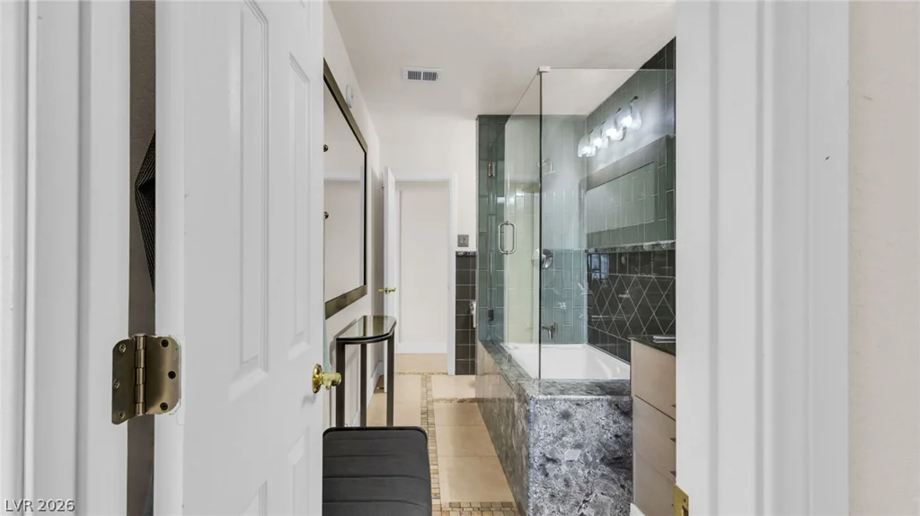 7301 Alta, Las Vegas, NV 89145