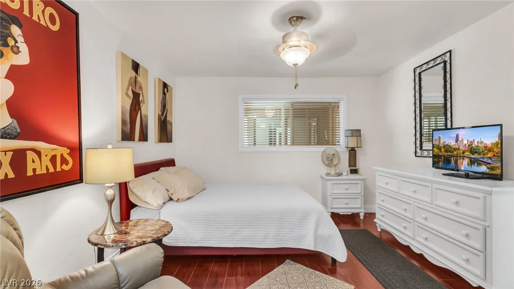 7301 Alta, Las Vegas, NV 89145