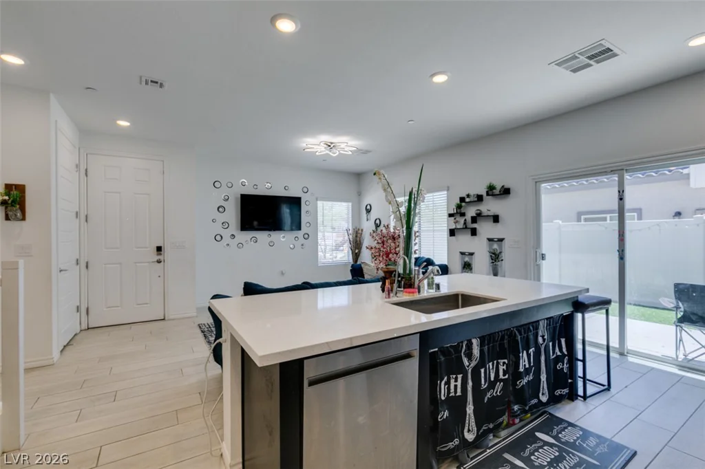 7220 Decatur, Las Vegas, NV 89131
