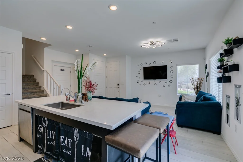 7220 Decatur, Las Vegas, NV 89131