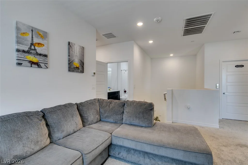 7220 Decatur, Las Vegas, NV 89131