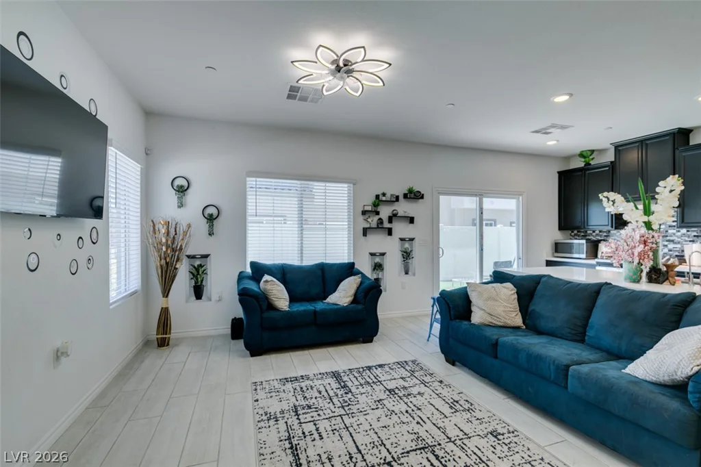 7220 Decatur, Las Vegas, NV 89131