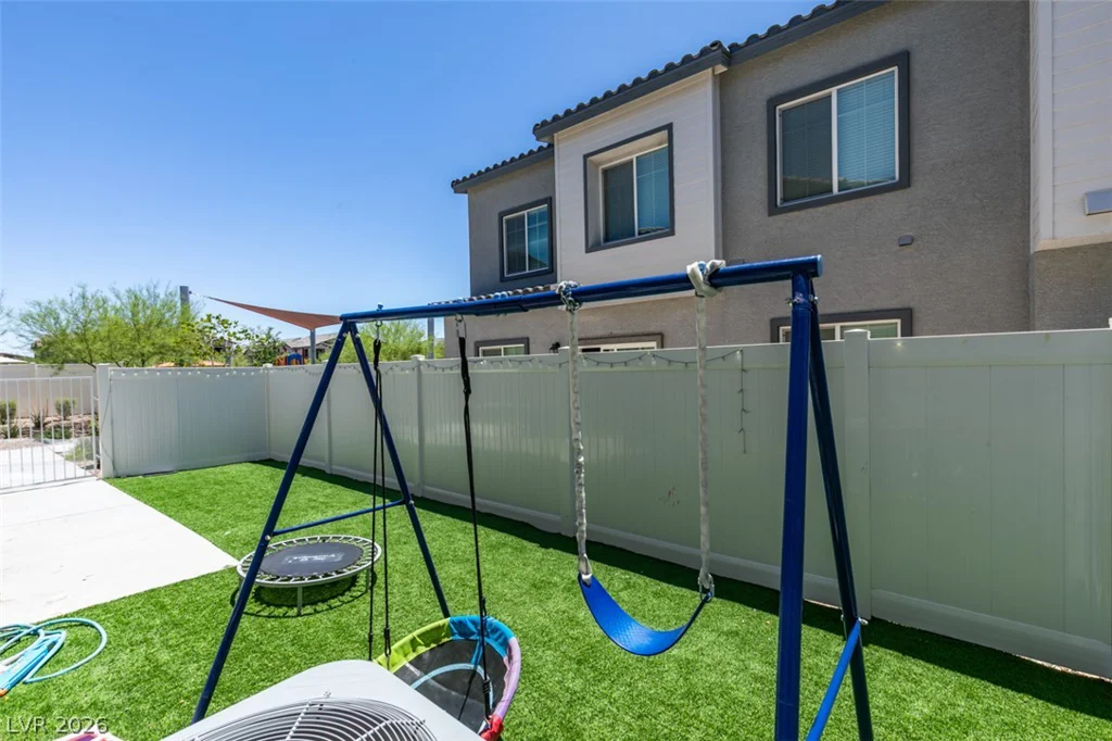 7220 Decatur, Las Vegas, NV 89131