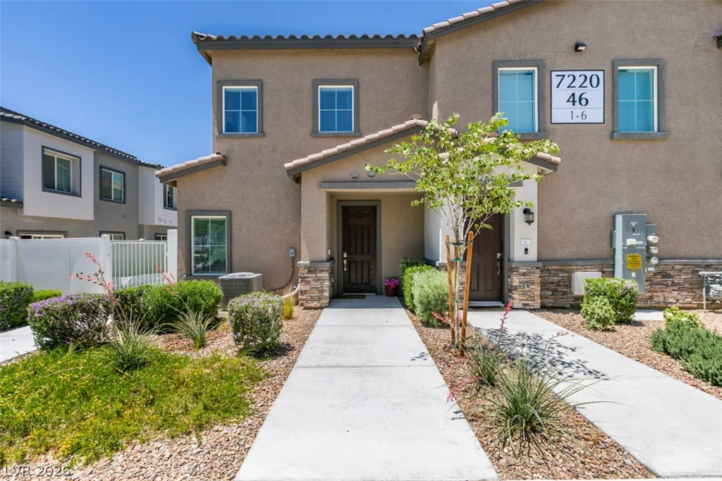 7220 Decatur, Las Vegas, NV 89131