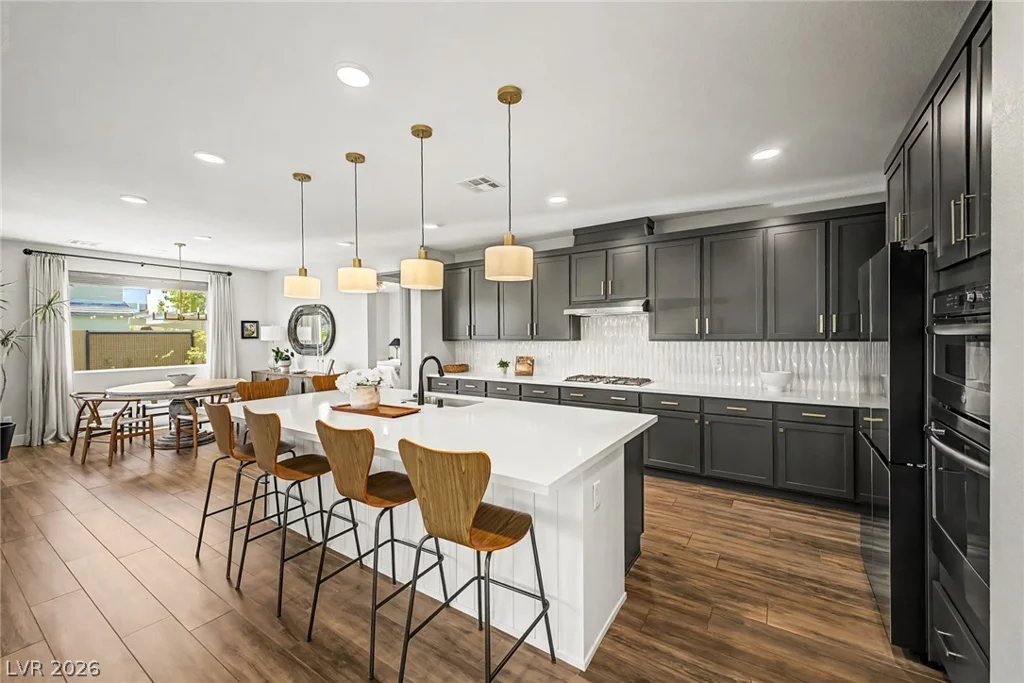 10267 Midnight Meteor, Las Vegas, NV 89166
