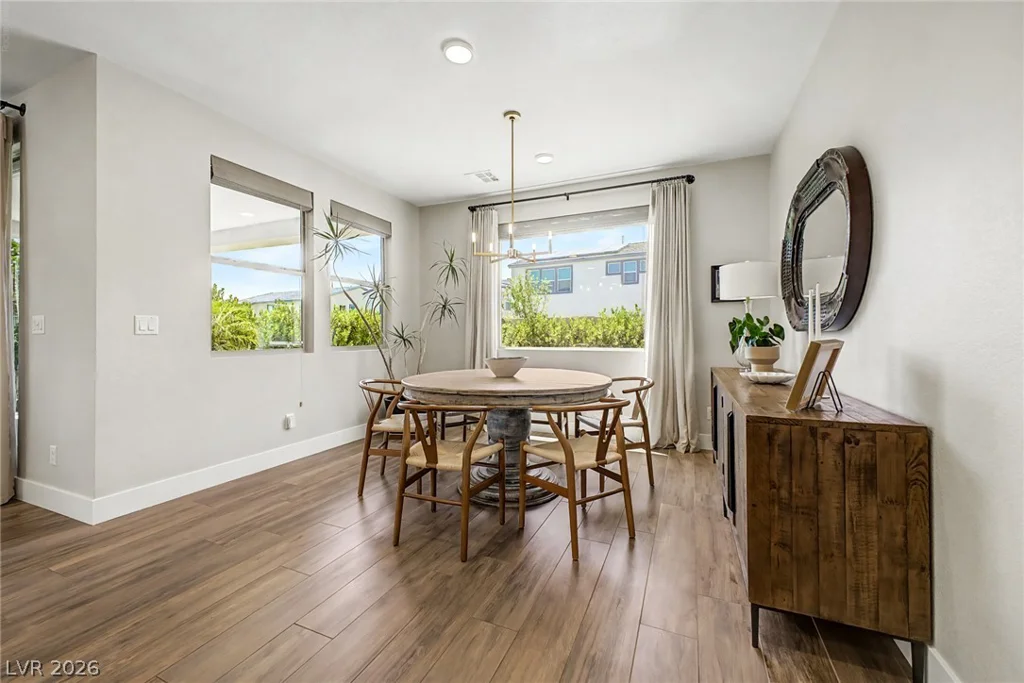 10267 Midnight Meteor, Las Vegas, NV 89166