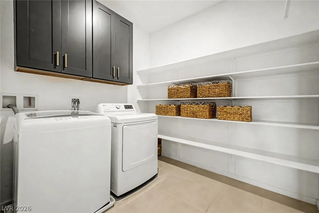 10267 Midnight Meteor, Las Vegas, NV 89166