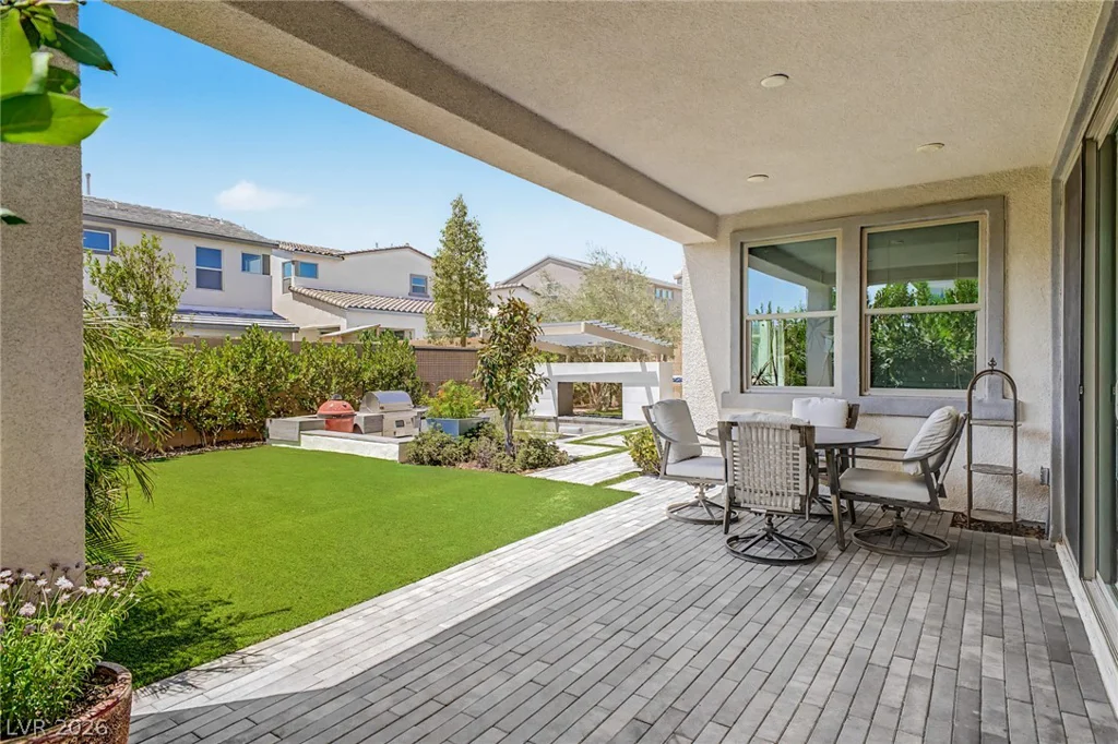 10267 Midnight Meteor, Las Vegas, NV 89166