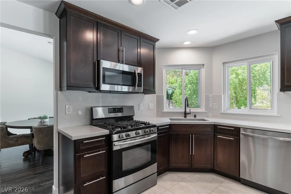 8608 Maleta, Las Vegas, NV 89117