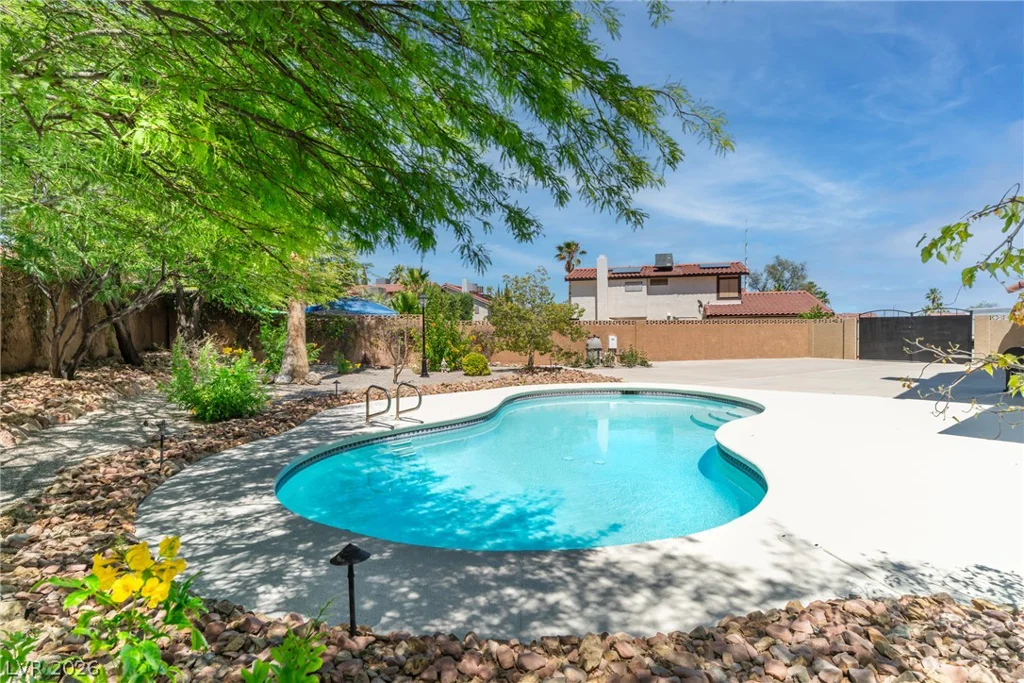 8608 Maleta, Las Vegas, NV 89117