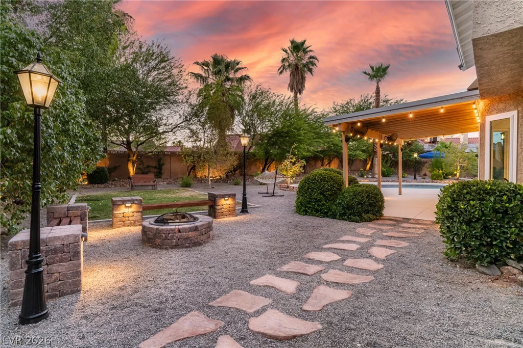 8608 Maleta, Las Vegas, NV 89117