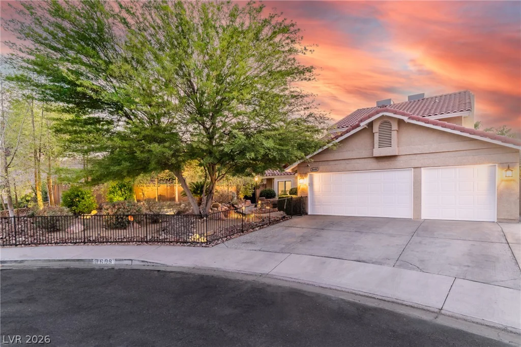8608 Maleta, Las Vegas, NV 89117