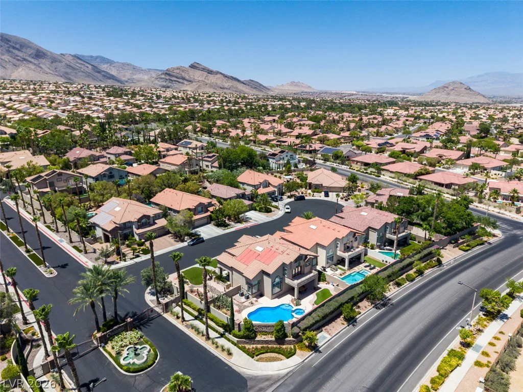 2200 Menifee, Las Vegas, NV 89134