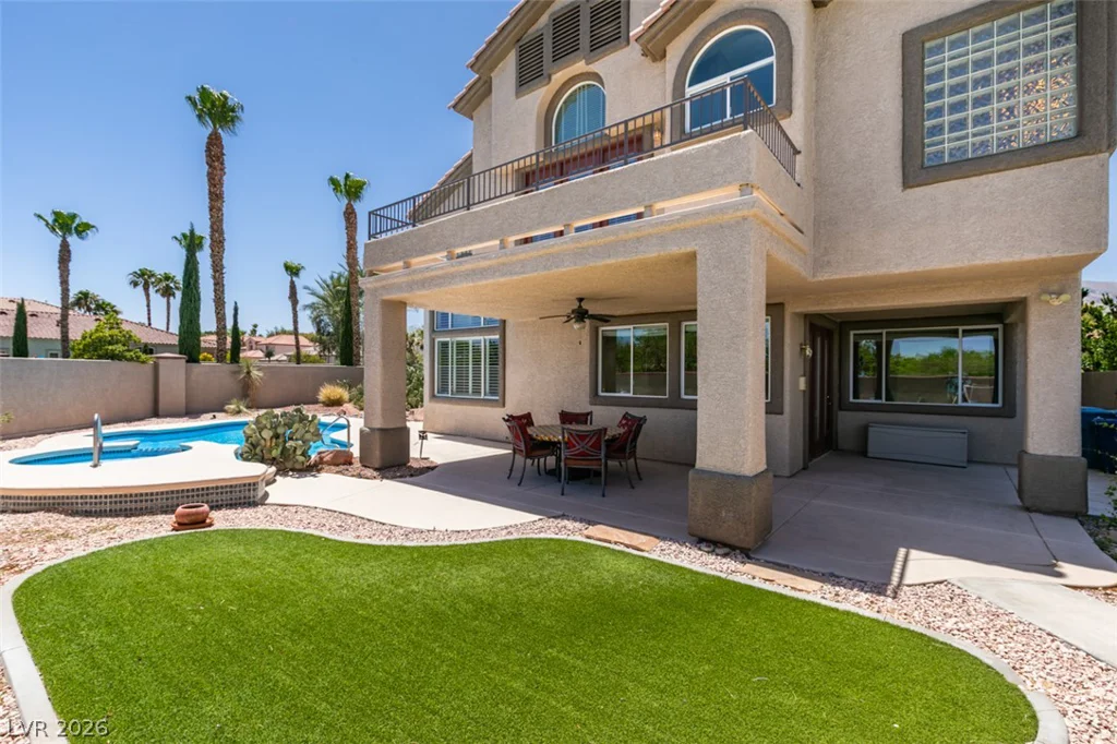 2200 Menifee, Las Vegas, NV 89134