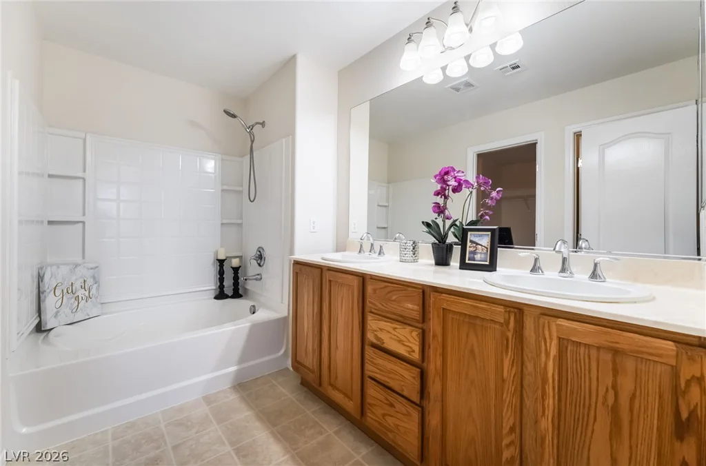 120 Sharp Edge, North Las Vegas, NV 89031