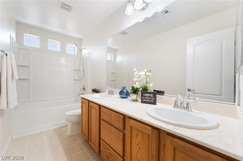 120 Sharp Edge, North Las Vegas, NV 89031