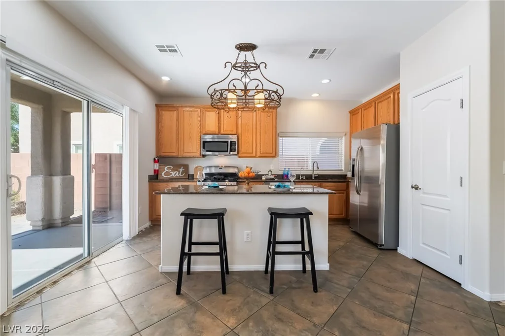 120 Sharp Edge, North Las Vegas, NV 89031