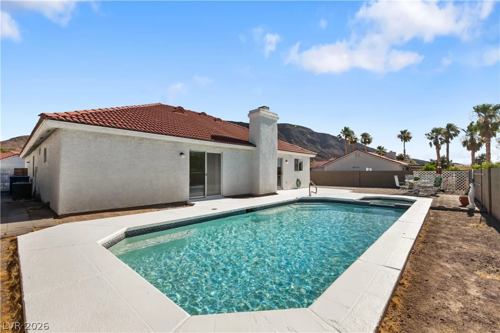 336 Oak Canyon, Henderson, NV 89015
