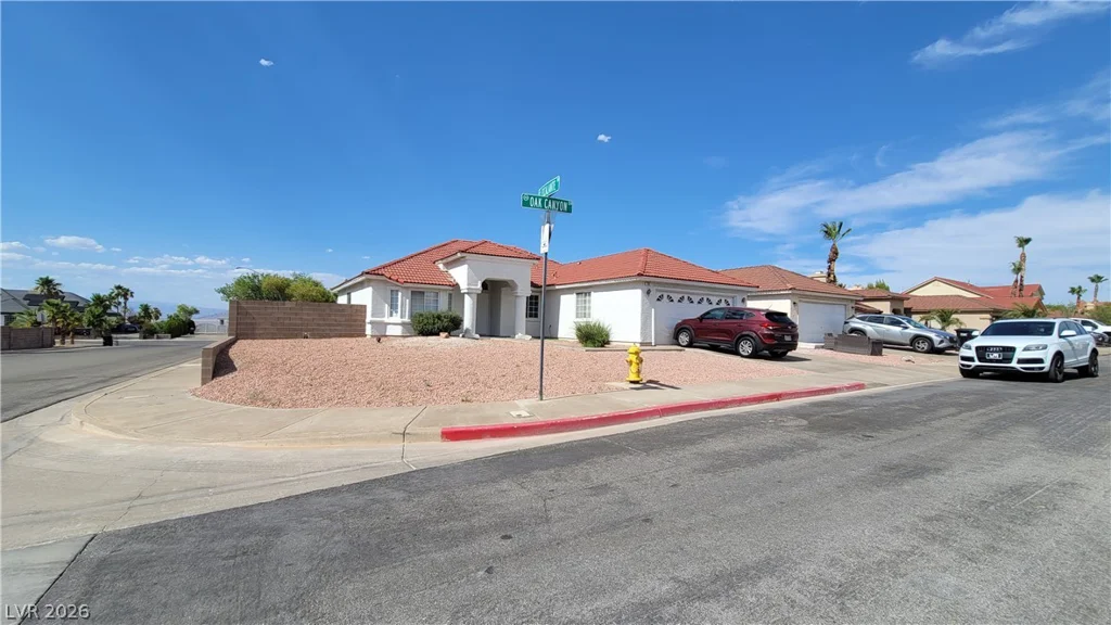 336 Oak Canyon, Henderson, NV 89015