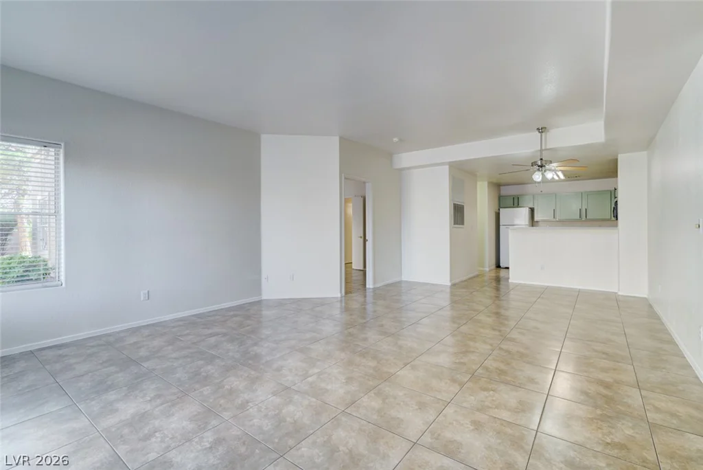 5125 Reno, Las Vegas, NV 89118