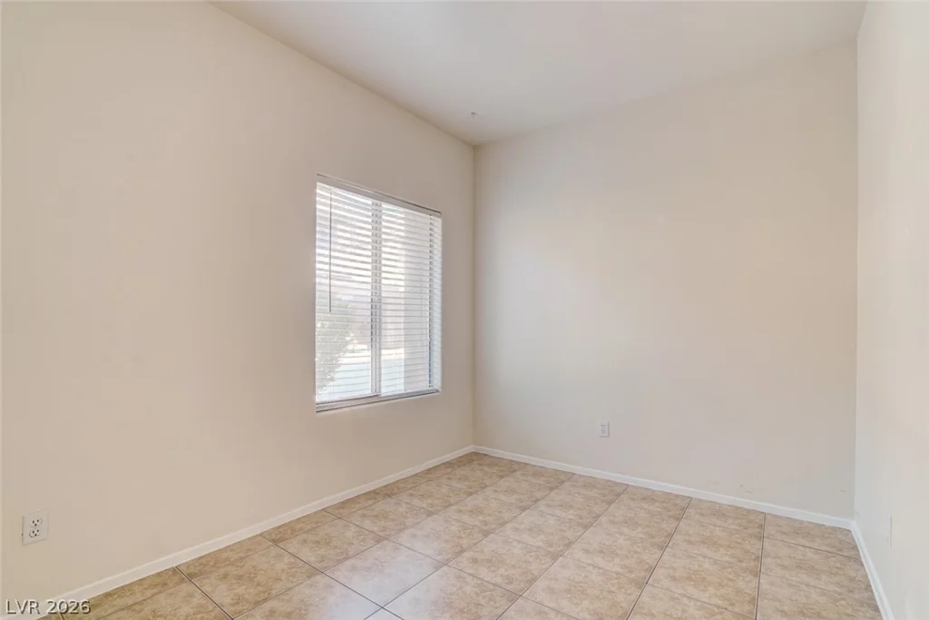 5125 Reno, Las Vegas, NV 89118