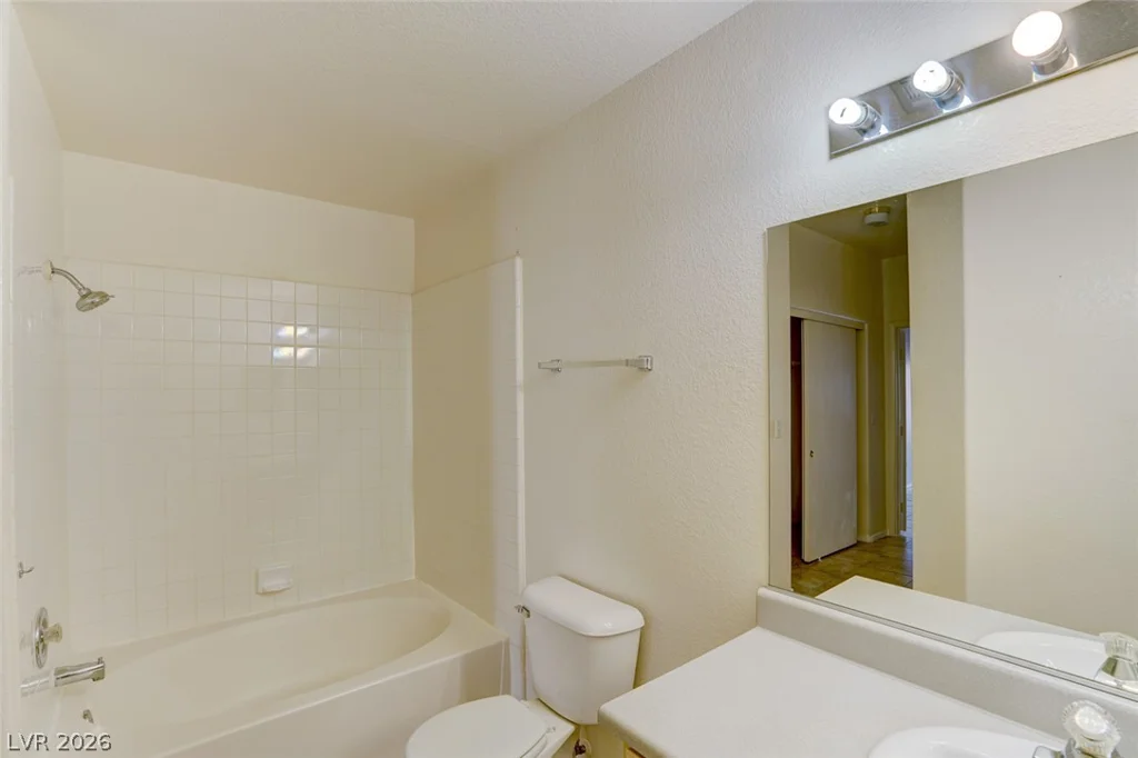 5125 Reno, Las Vegas, NV 89118