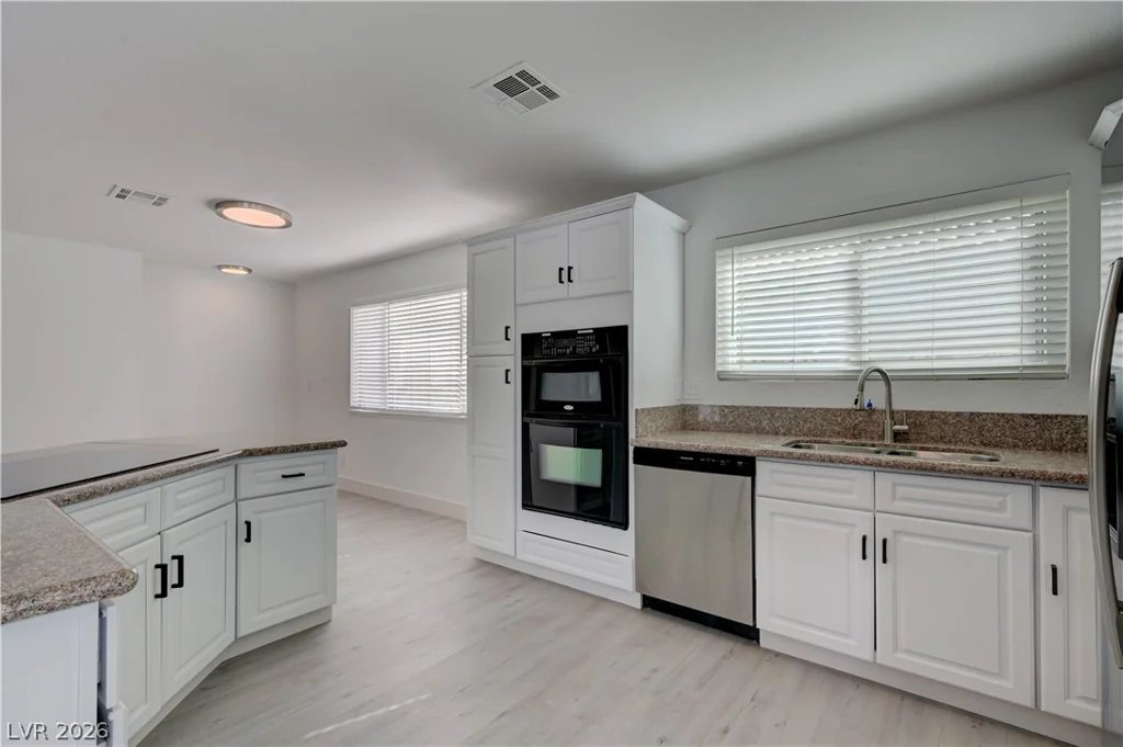 6505 Deadwood, Las Vegas, NV 89108