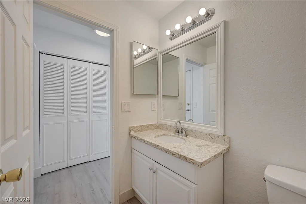 6505 Deadwood, Las Vegas, NV 89108