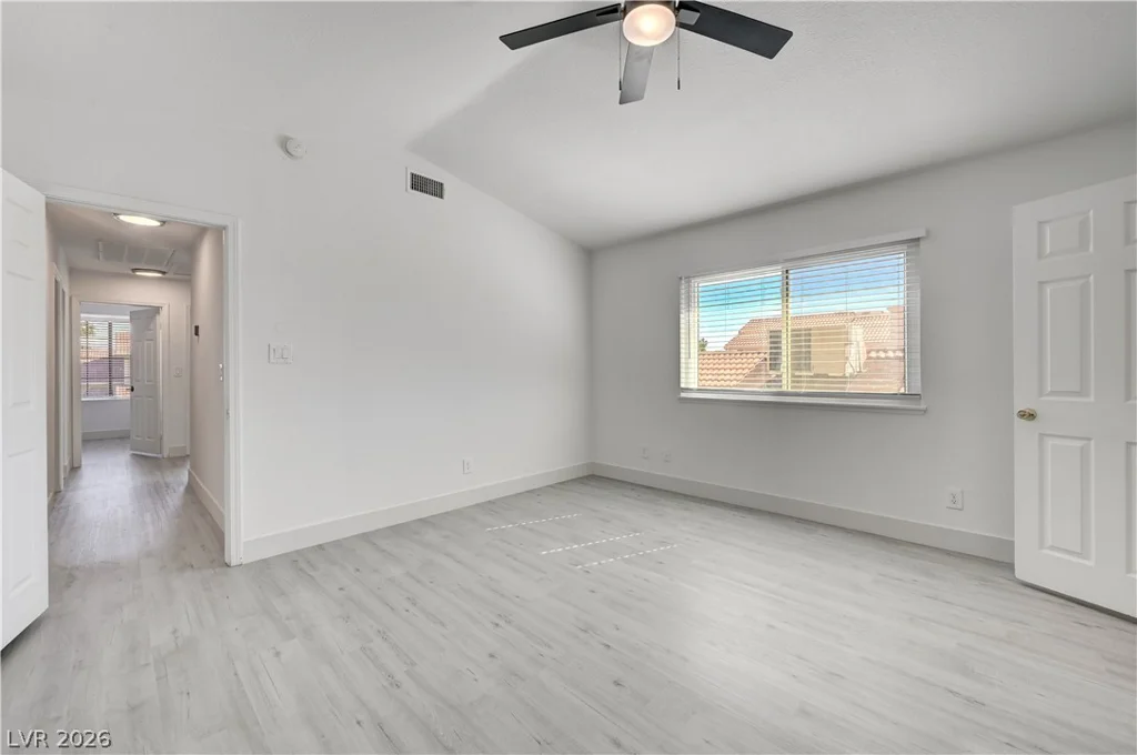 6505 Deadwood, Las Vegas, NV 89108