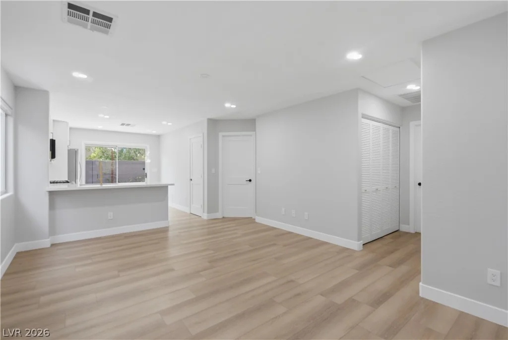 10604 Calico Pines, Las Vegas, NV 89135