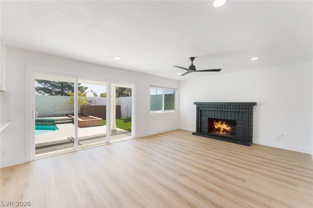 4152 Butterfield, Las Vegas, NV 89103