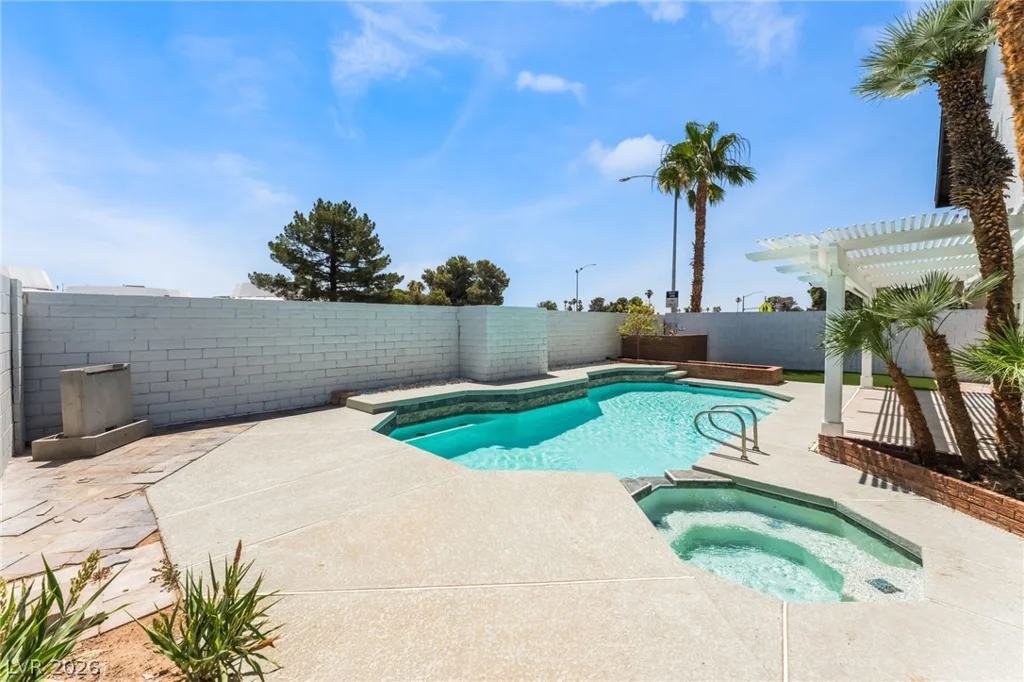 4152 Butterfield, Las Vegas, NV 89103